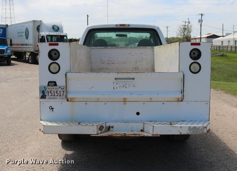 image for item DD1251 2008 Ford F250 Super Duty utility bed pickup truck