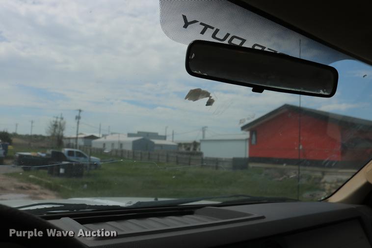 image for item DD1251 2008 Ford F250 Super Duty utility bed pickup truck