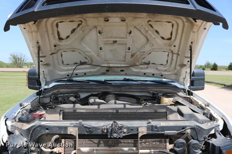 image for item DD1252 2010 Ford F250 Super Duty utility bed pickup truck