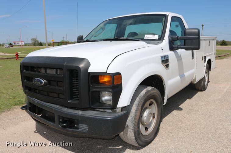 image for item DD1252 2010 Ford F250 Super Duty utility bed pickup truck
