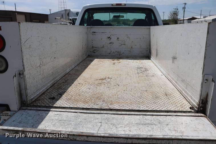 image for item DD1252 2010 Ford F250 Super Duty utility bed pickup truck