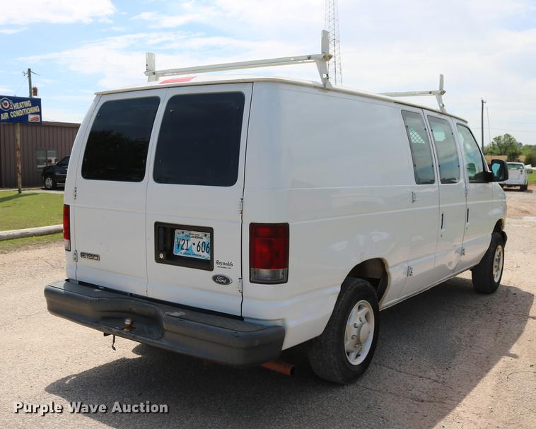 image for item DD1253 2007 Ford E150 van
