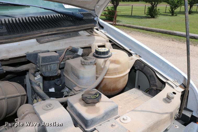 image for item DD1253 2007 Ford E150 van