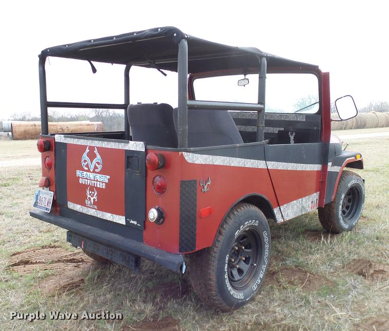 image for item DD1304 1975 Jeep DJ5 SUV