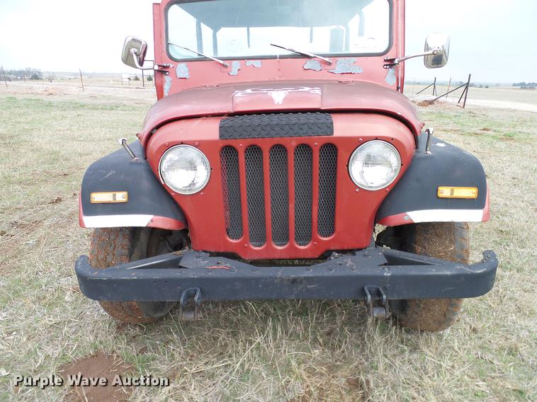 image for item DD1304 1975 Jeep DJ5 SUV