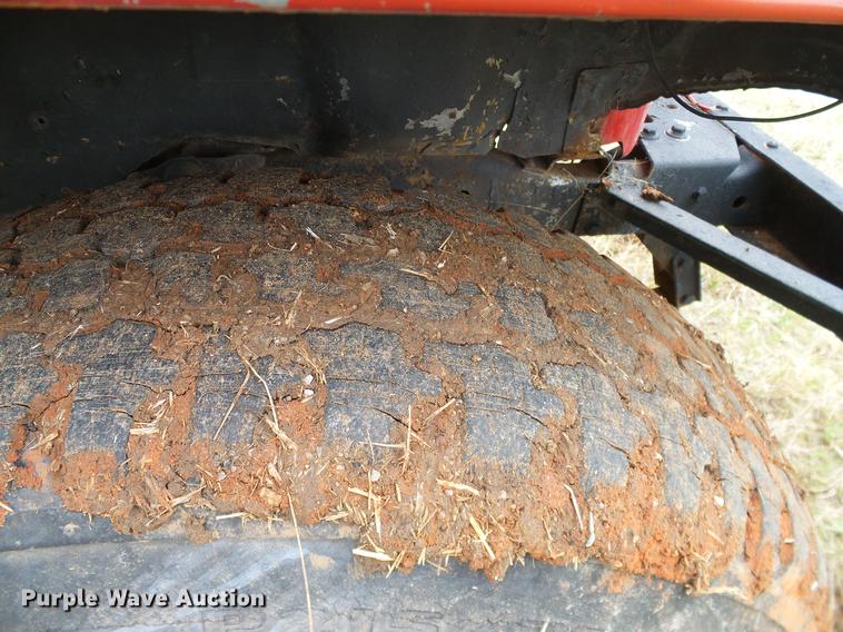 image for item DD1304 1975 Jeep DJ5 SUV