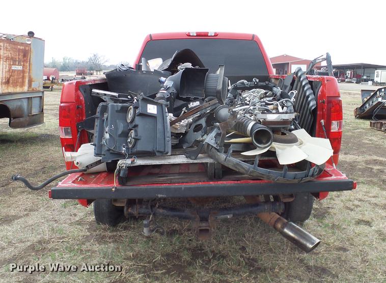 image for item DD1310 2007 Chevrolet Silverado 2500HD Crew Cab pickup truck