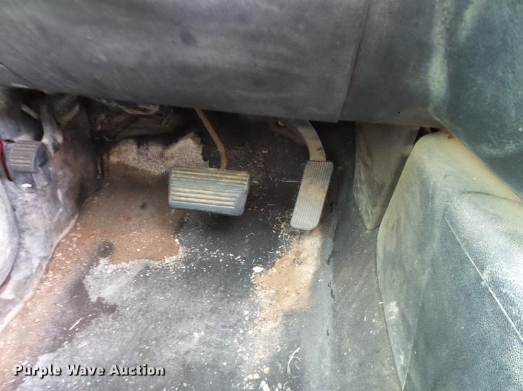 image for item DD1310 2007 Chevrolet Silverado 2500HD Crew Cab pickup truck