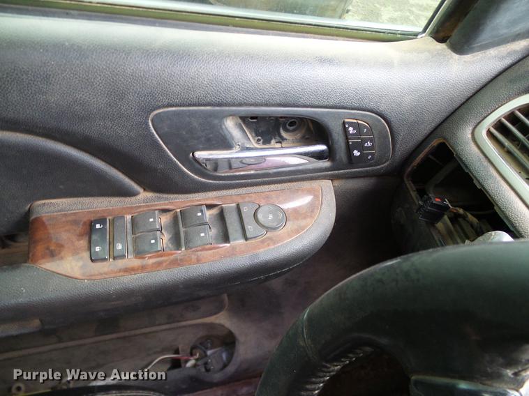 image for item DD1310 2007 Chevrolet Silverado 2500HD Crew Cab pickup truck