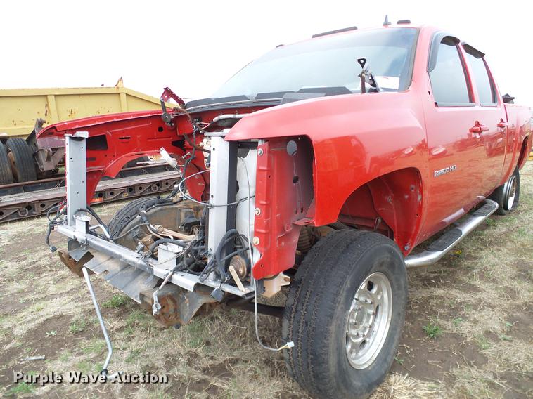 image for item DD1310 2007 Chevrolet Silverado 2500HD Crew Cab pickup truck