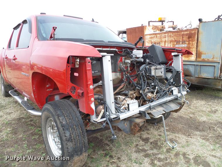 image for item DD1310 2007 Chevrolet Silverado 2500HD Crew Cab pickup truck