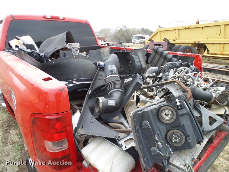 image for item DD1310 2007 Chevrolet Silverado 2500HD Crew Cab pickup truck