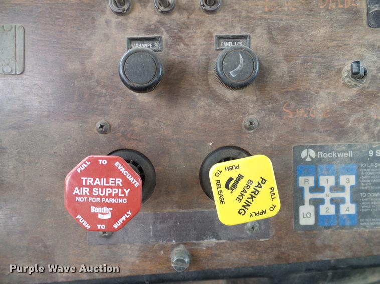 image for item DD1312 1991 Peterbilt 377 flatbed truck