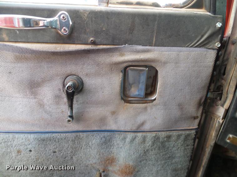 image for item DD1312 1991 Peterbilt 377 flatbed truck