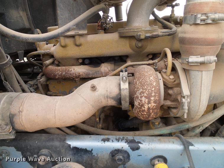 image for item DD1312 1991 Peterbilt 377 flatbed truck