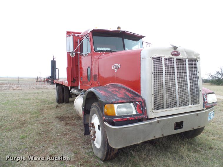 image for item DD1312 1991 Peterbilt 377 flatbed truck