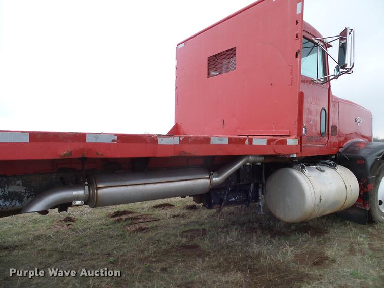 image for item DD1312 1991 Peterbilt 377 flatbed truck