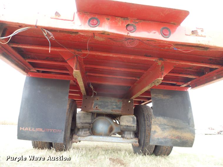 image for item DD1312 1991 Peterbilt 377 flatbed truck