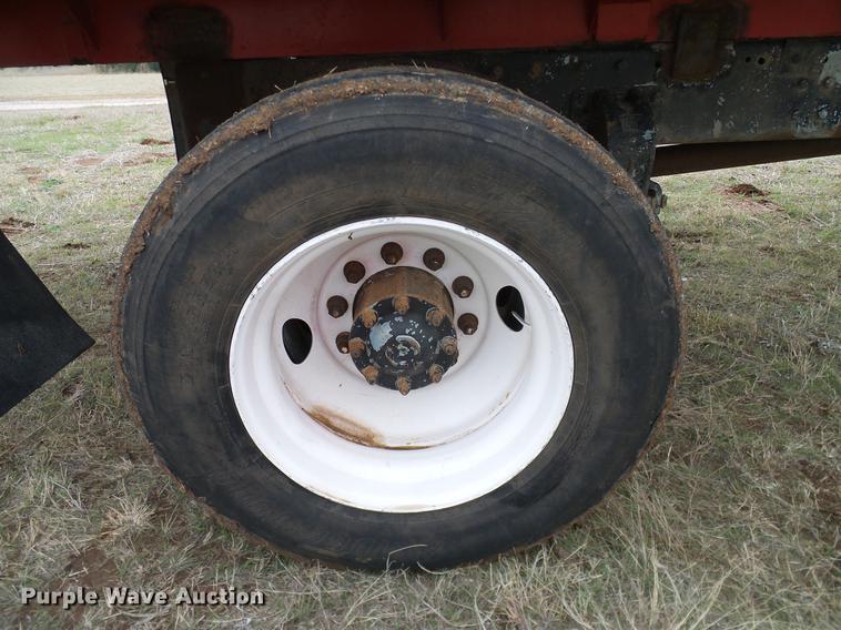 image for item DD1312 1991 Peterbilt 377 flatbed truck