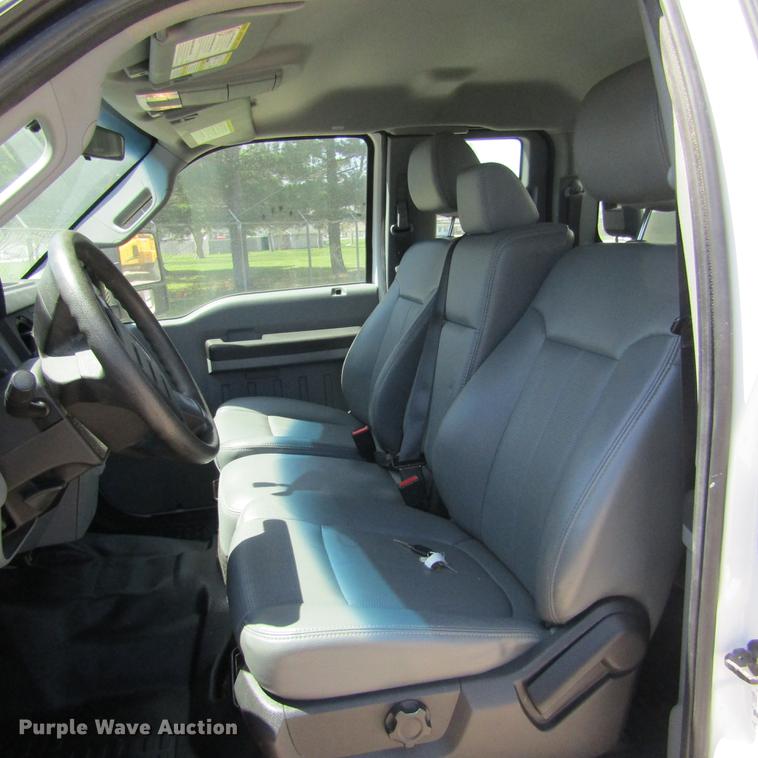 image for item DD2699 2011 Ford F250 Super Duty SuperCab utility bed pickup truck