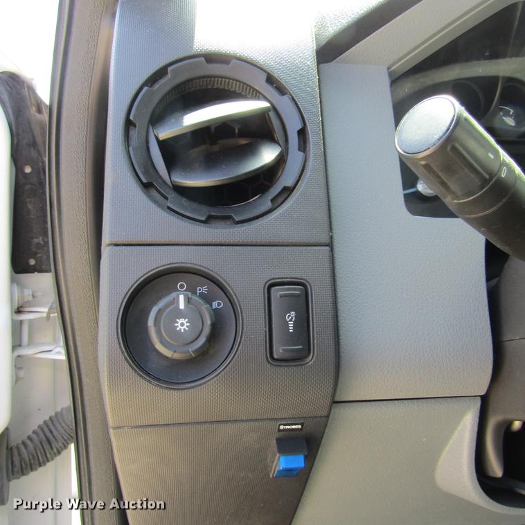 image for item DD2699 2011 Ford F250 Super Duty SuperCab utility bed pickup truck