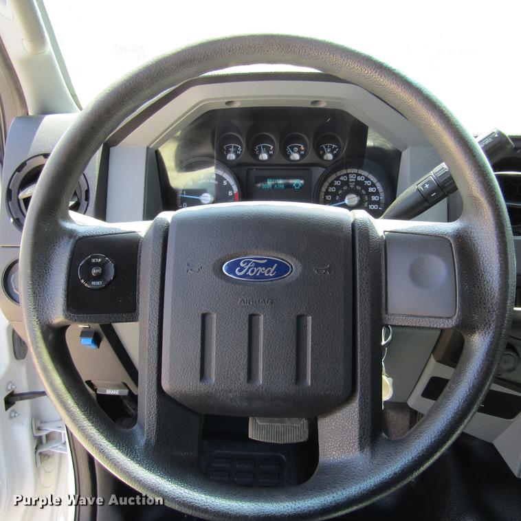 image for item DD2699 2011 Ford F250 Super Duty SuperCab utility bed pickup truck