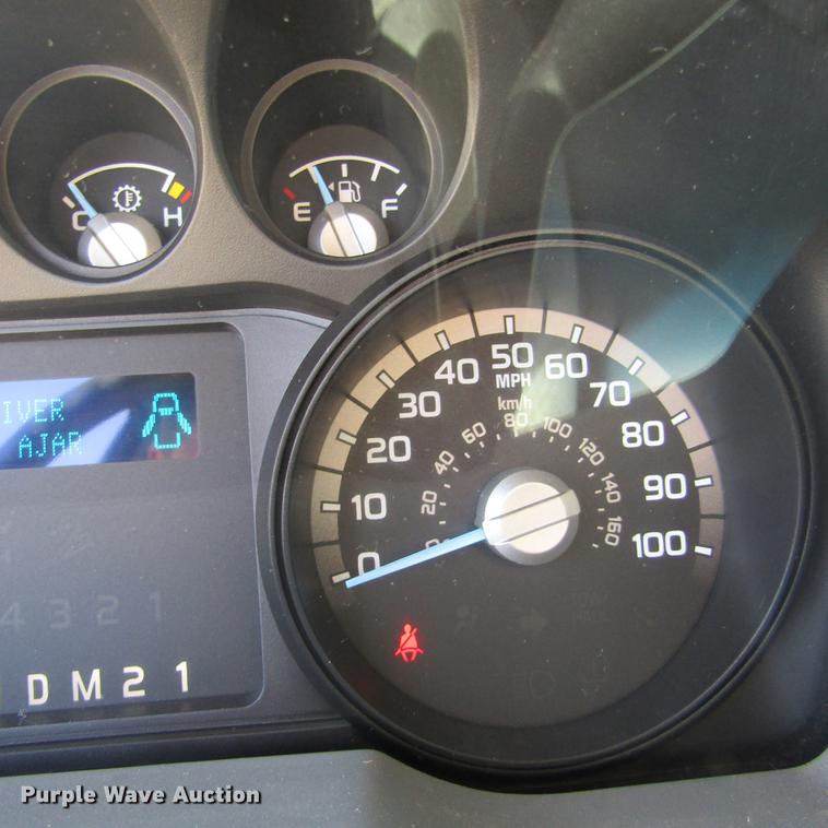 image for item DD2699 2011 Ford F250 Super Duty SuperCab utility bed pickup truck