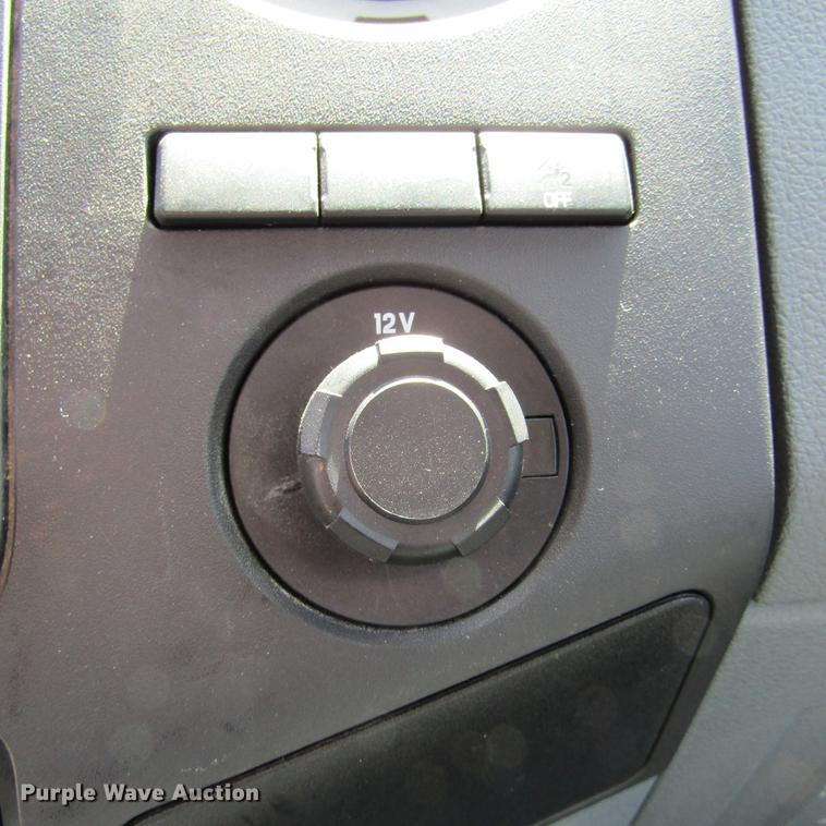 image for item DD2699 2011 Ford F250 Super Duty SuperCab utility bed pickup truck