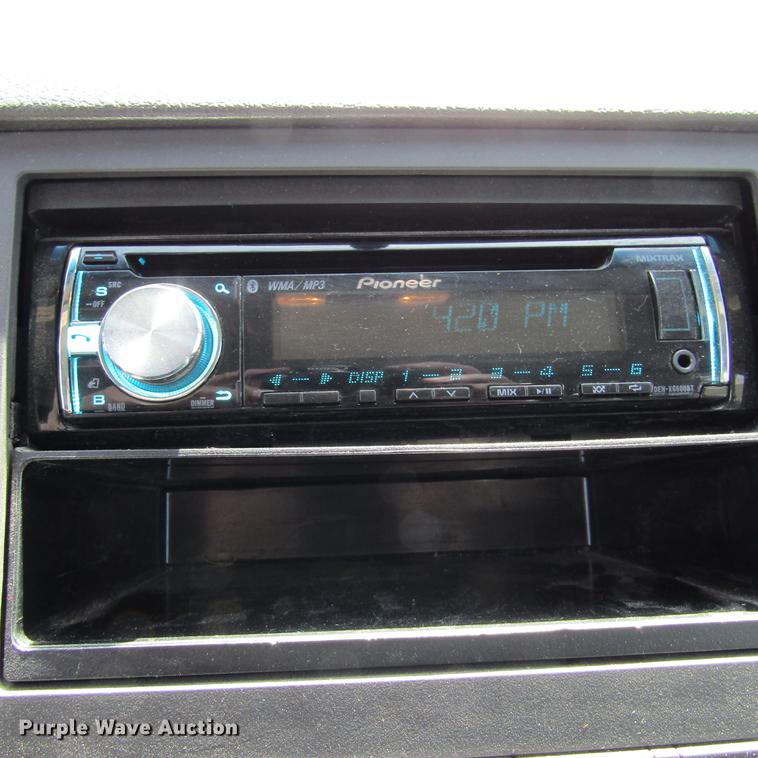 image for item DD2699 2011 Ford F250 Super Duty SuperCab utility bed pickup truck