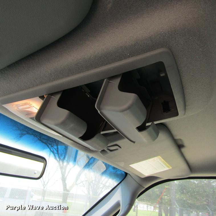 image for item DD2699 2011 Ford F250 Super Duty SuperCab utility bed pickup truck