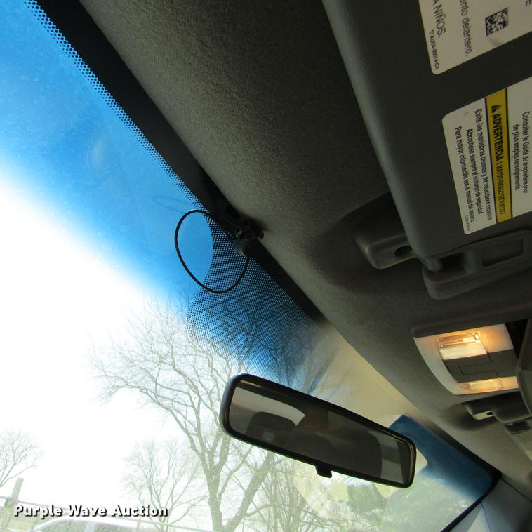 image for item DD2699 2011 Ford F250 Super Duty SuperCab utility bed pickup truck