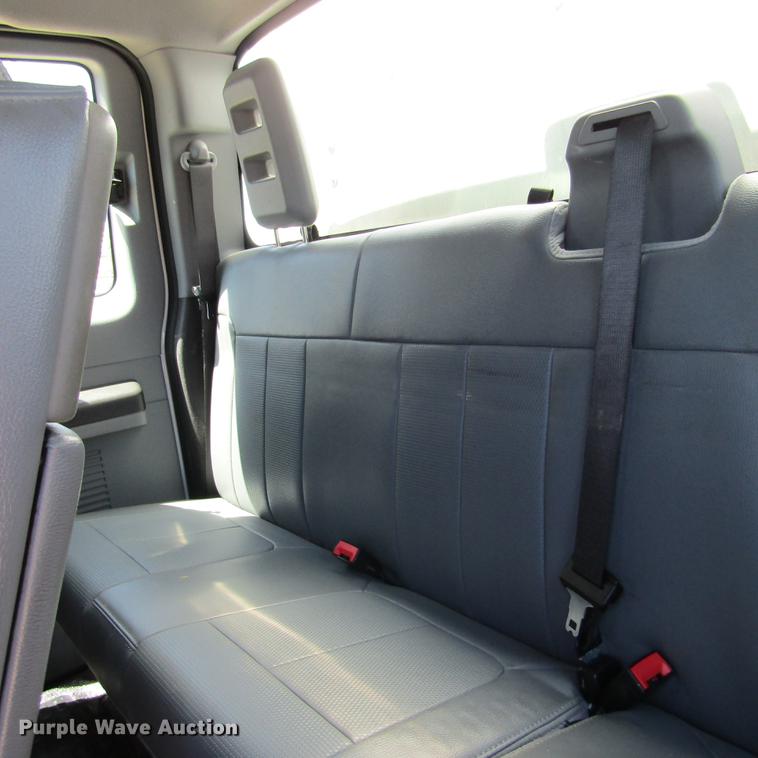 image for item DD2699 2011 Ford F250 Super Duty SuperCab utility bed pickup truck