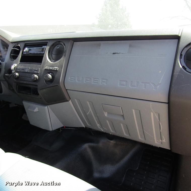 image for item DD2699 2011 Ford F250 Super Duty SuperCab utility bed pickup truck