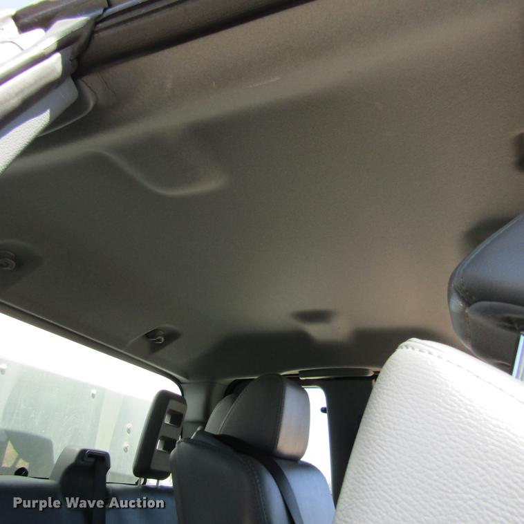 image for item DD2699 2011 Ford F250 Super Duty SuperCab utility bed pickup truck