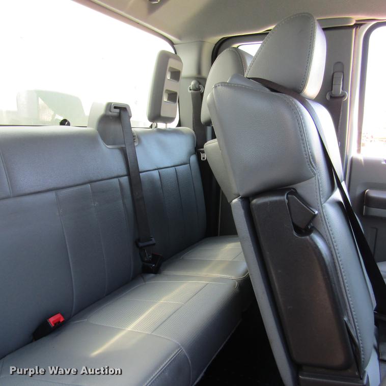 image for item DD2699 2011 Ford F250 Super Duty SuperCab utility bed pickup truck