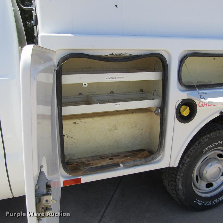 image for item DD2699 2011 Ford F250 Super Duty SuperCab utility bed pickup truck