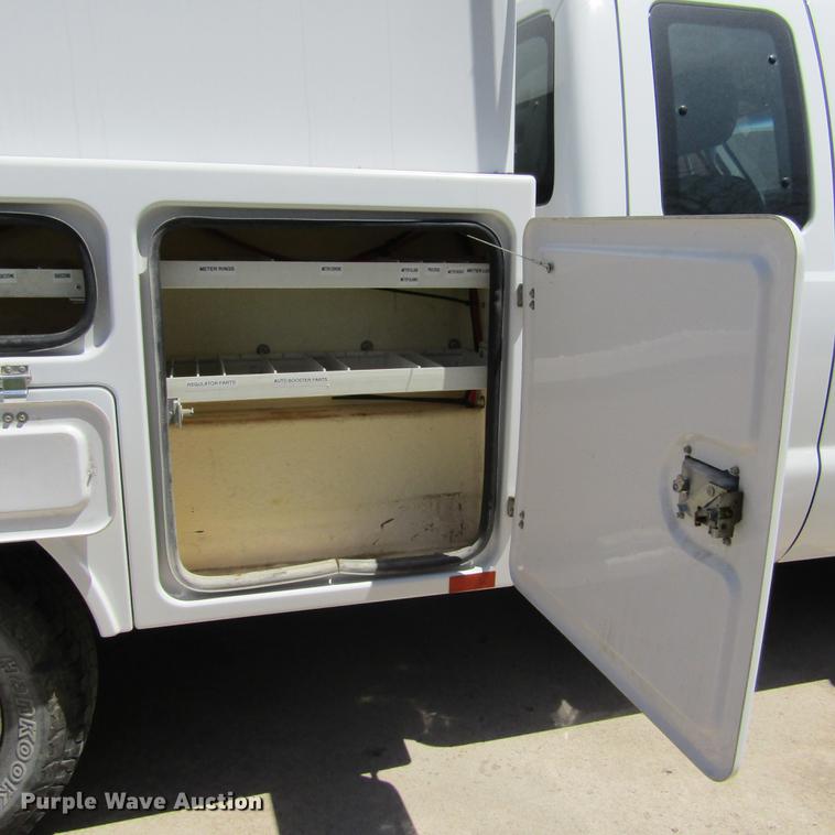 image for item DD2699 2011 Ford F250 Super Duty SuperCab utility bed pickup truck