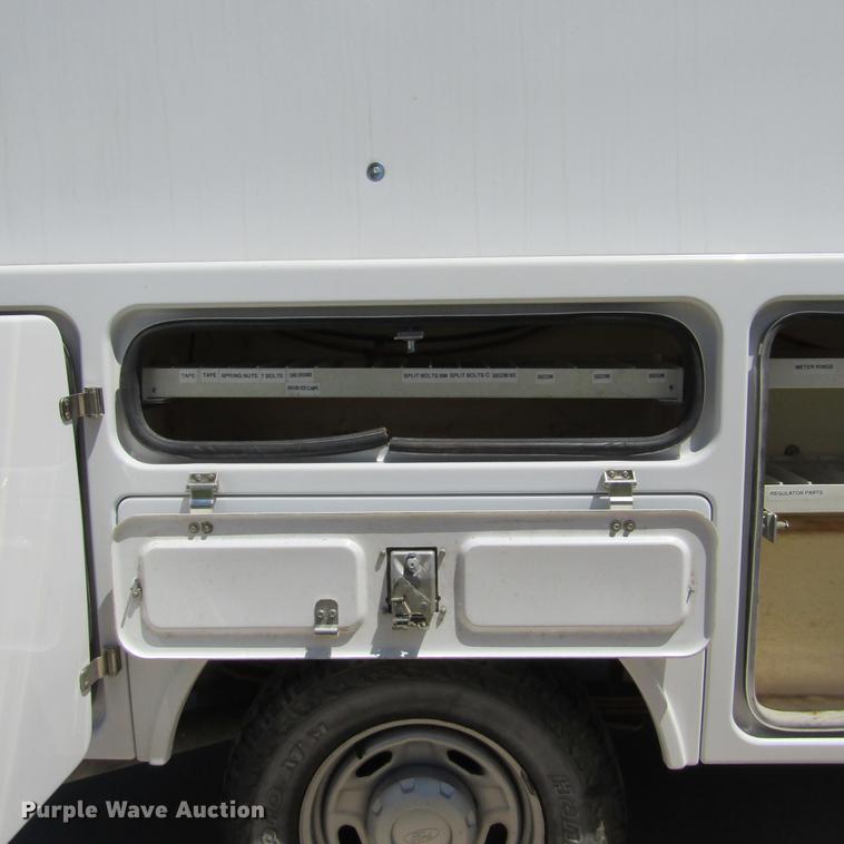 image for item DD2699 2011 Ford F250 Super Duty SuperCab utility bed pickup truck