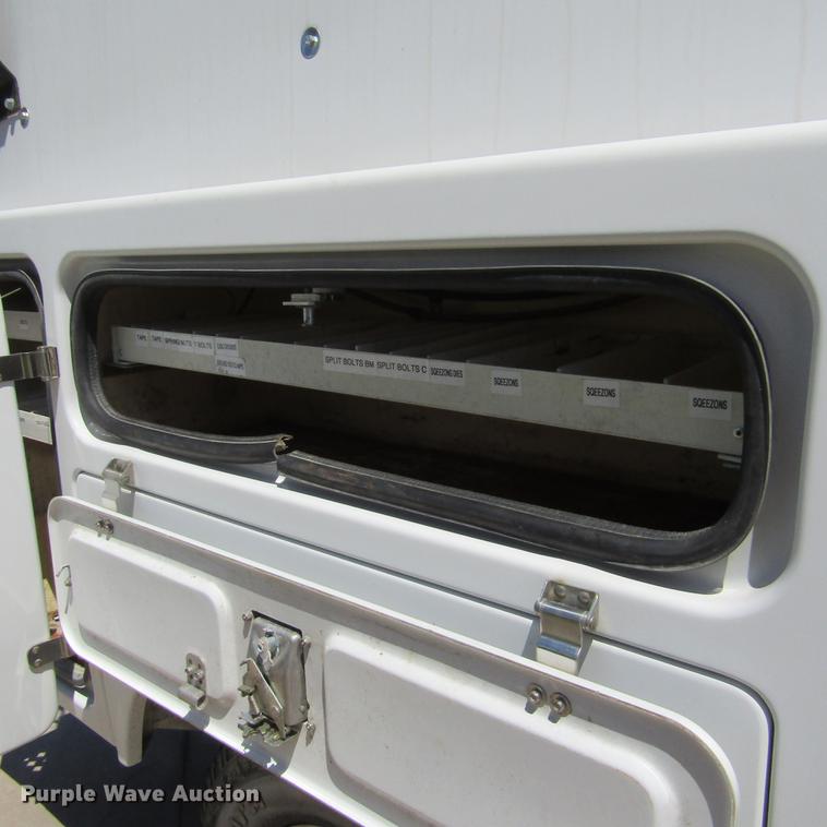 image for item DD2699 2011 Ford F250 Super Duty SuperCab utility bed pickup truck