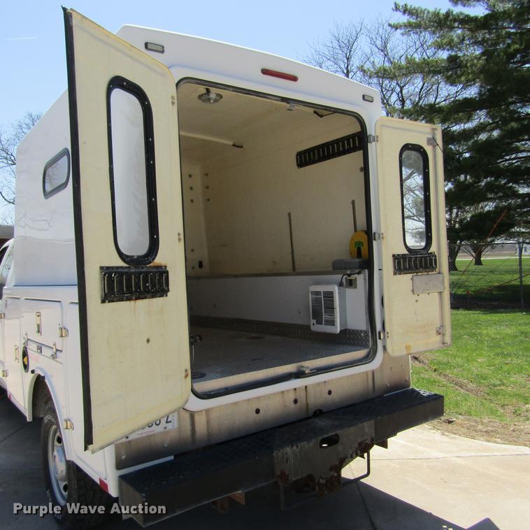 image for item DD2699 2011 Ford F250 Super Duty SuperCab utility bed pickup truck