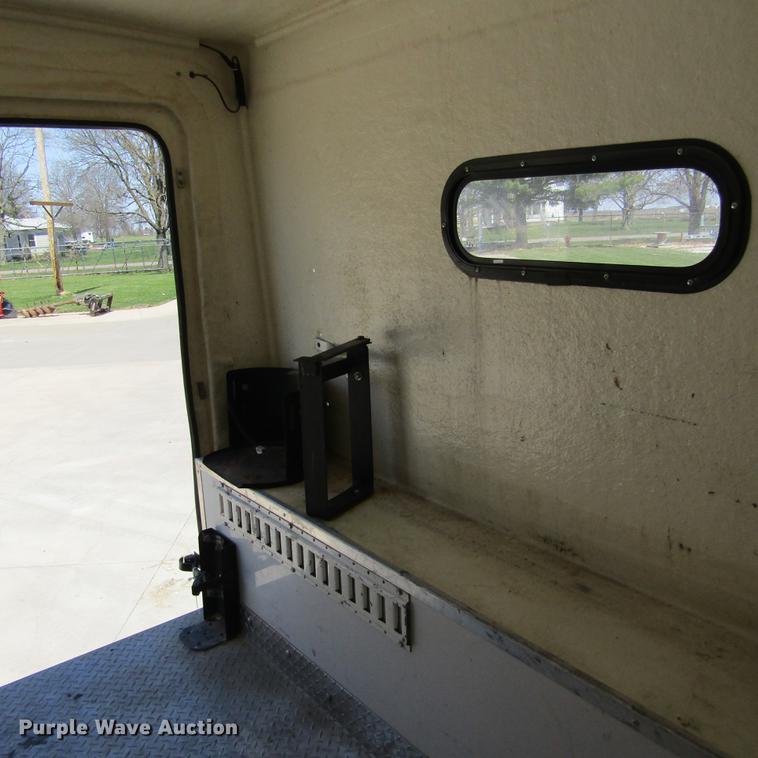 image for item DD2699 2011 Ford F250 Super Duty SuperCab utility bed pickup truck