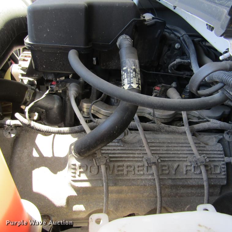 image for item DD2699 2011 Ford F250 Super Duty SuperCab utility bed pickup truck