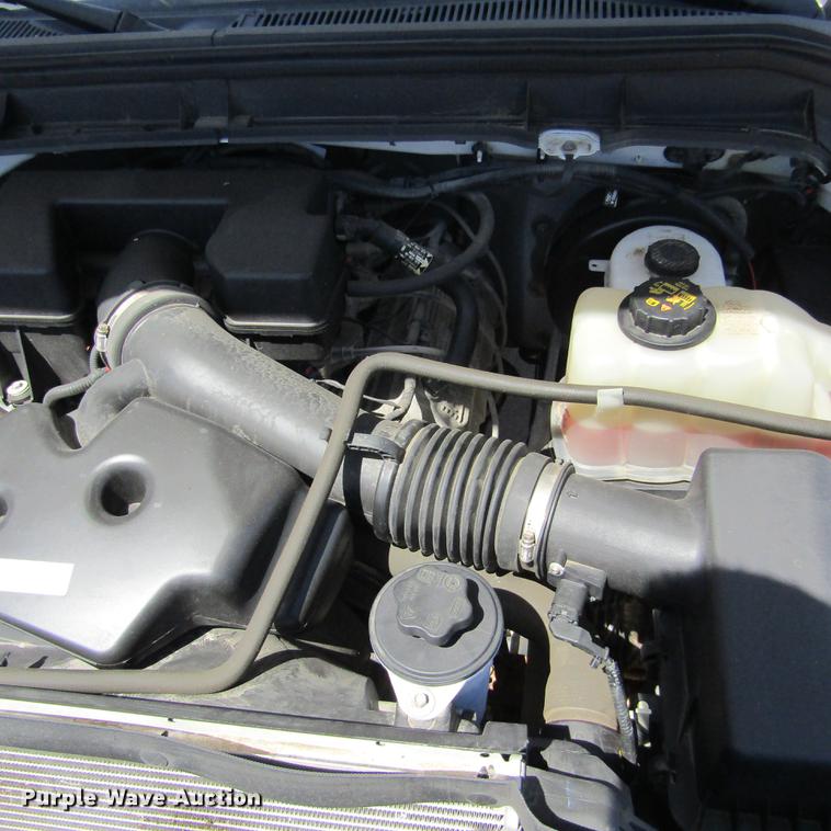 image for item DD2699 2011 Ford F250 Super Duty SuperCab utility bed pickup truck