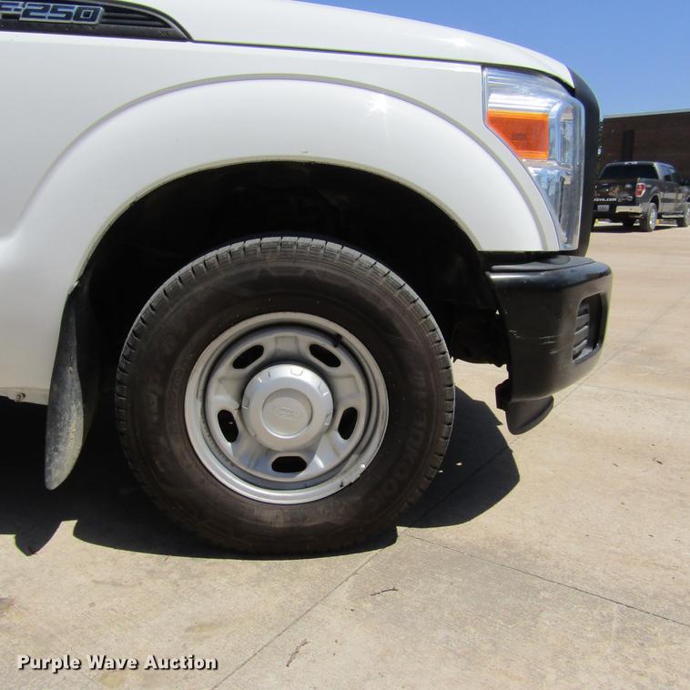 image for item DD2699 2011 Ford F250 Super Duty SuperCab utility bed pickup truck