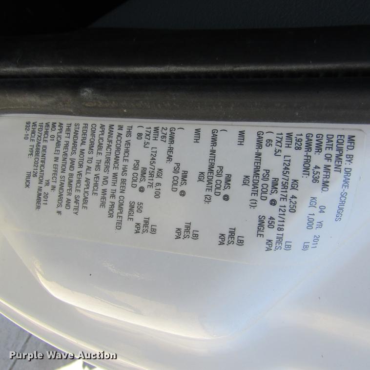 image for item DD2699 2011 Ford F250 Super Duty SuperCab utility bed pickup truck