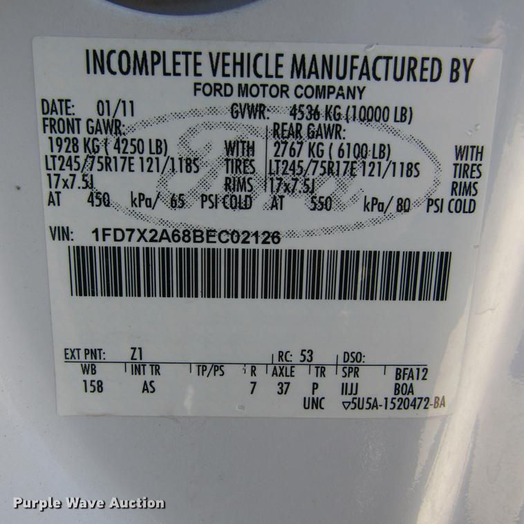 image for item DD2699 2011 Ford F250 Super Duty SuperCab utility bed pickup truck