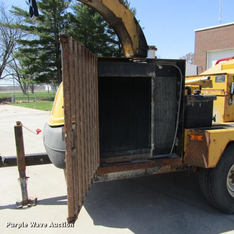 image for item DD2700 2007 Vermeer BC1500 wood chipper