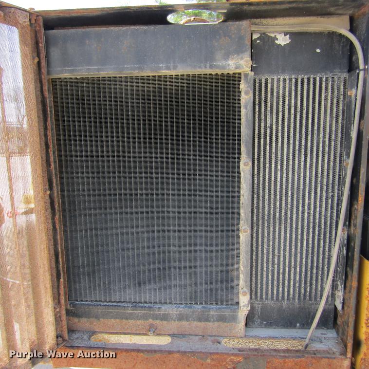 image for item DD2700 2007 Vermeer BC1500 wood chipper