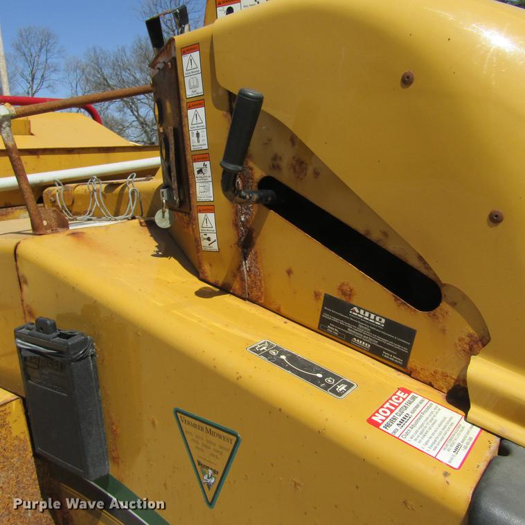 image for item DD2700 2007 Vermeer BC1500 wood chipper