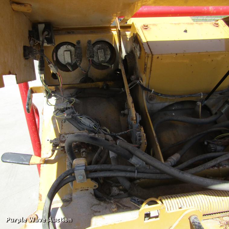 image for item DD2700 2007 Vermeer BC1500 wood chipper